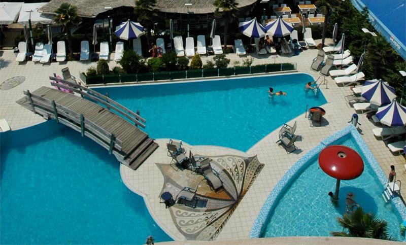 Vela Restaurant Hotel